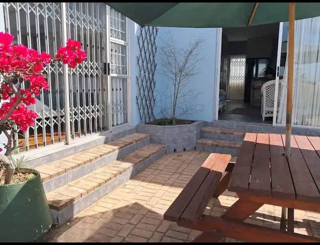 5 bed property to rent in GQEBERHA CENTRAL